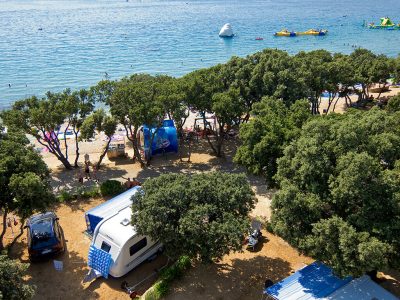 Kamp Strasko parcela u blizini mora | AdriaCamps