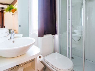 Kamp Zaton Holiday Resort Premium mobilna kucica kupatilo