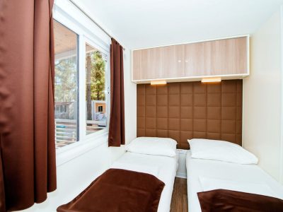 Kamp Zaton Holiday Resort Premium mobilna kucica za djecu spavaca soba