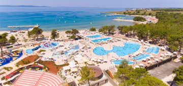 Kamp Zaton Holiday Resort novi bazen i vodene atrakcije | AdriaCamps