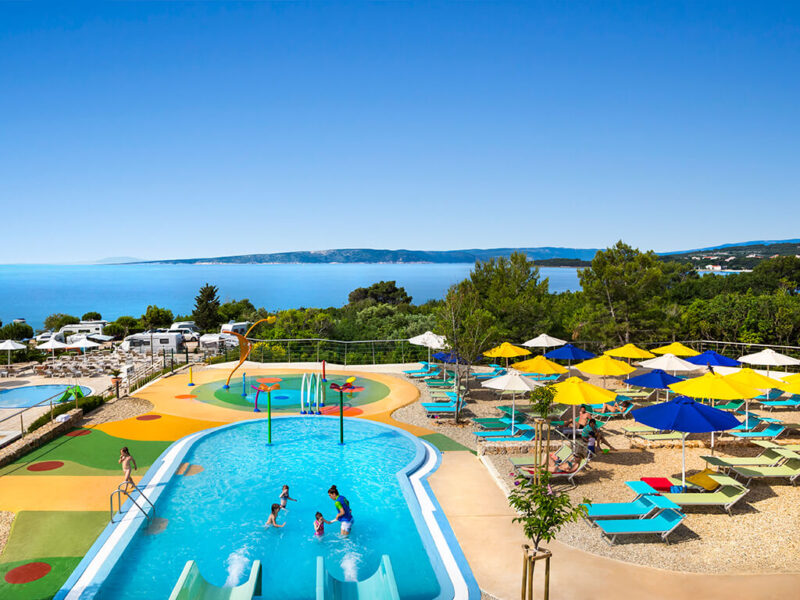 CampsiteResort Krk nieuwe waterspeelplaats aquapark animatie met kinderen | AdriaCamps