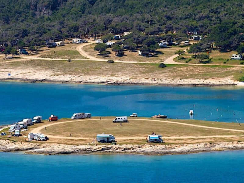 Campingplatz Arena Stupice: neue Stellplätze und Mobilheime