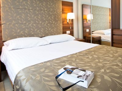 Kamp Zaton Holiday Resort apartman 4-4* spavaća soba | AdriaCamps