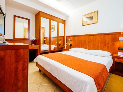 Kamp Zaton Holiday Resort apartman za 5 osoba 4* kupatilo | AdriaCamps