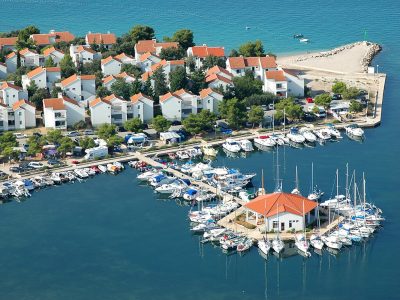 Kamp Solaris Beach Resort Ville Kornati pogled iz zraka | AdriaCamps