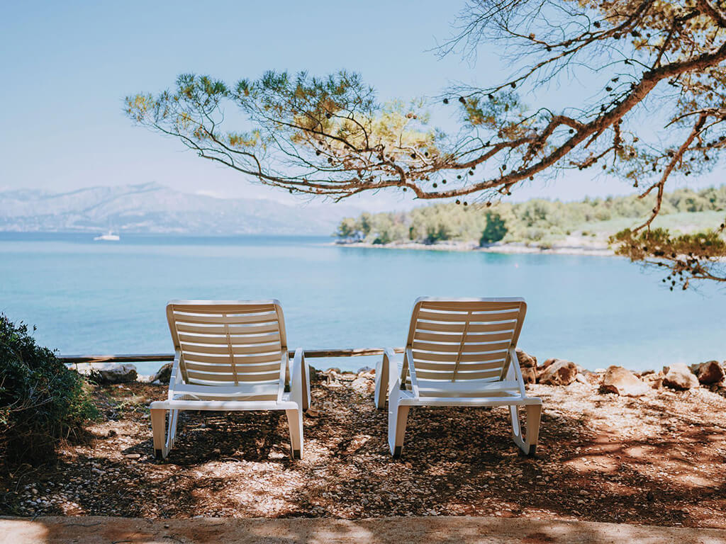 Campsite-Boutique-Bunja-Beach-Adriatic-Sea-Lounge-Chairs