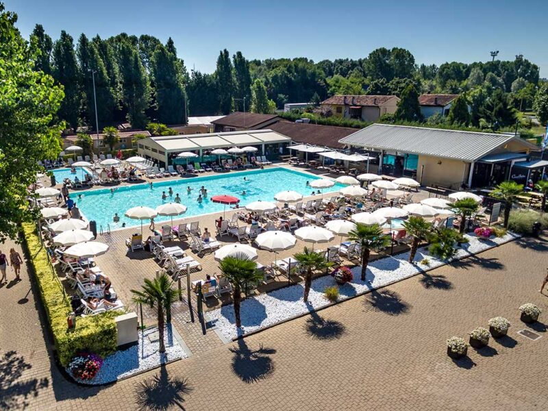 Schwimmbadbereich der Stadt Venezia Camping