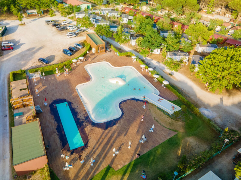 Pogled Na Nebo Pineta Sul Mare