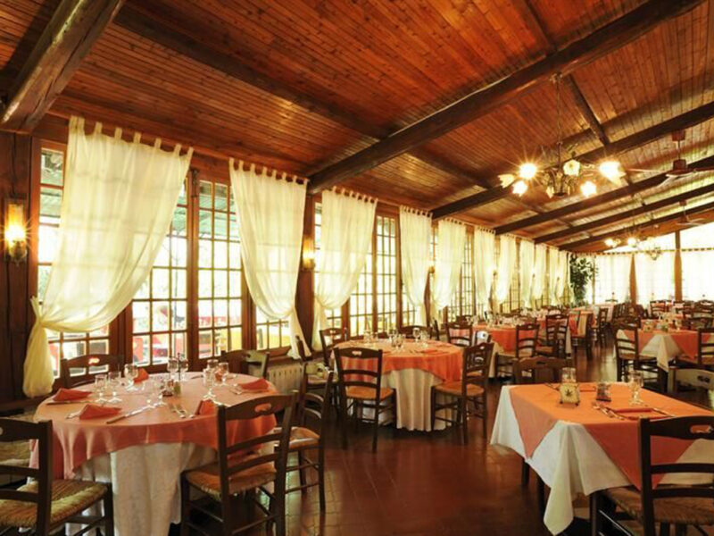 Camping Cera Una Volta Interijer Restoran Urant